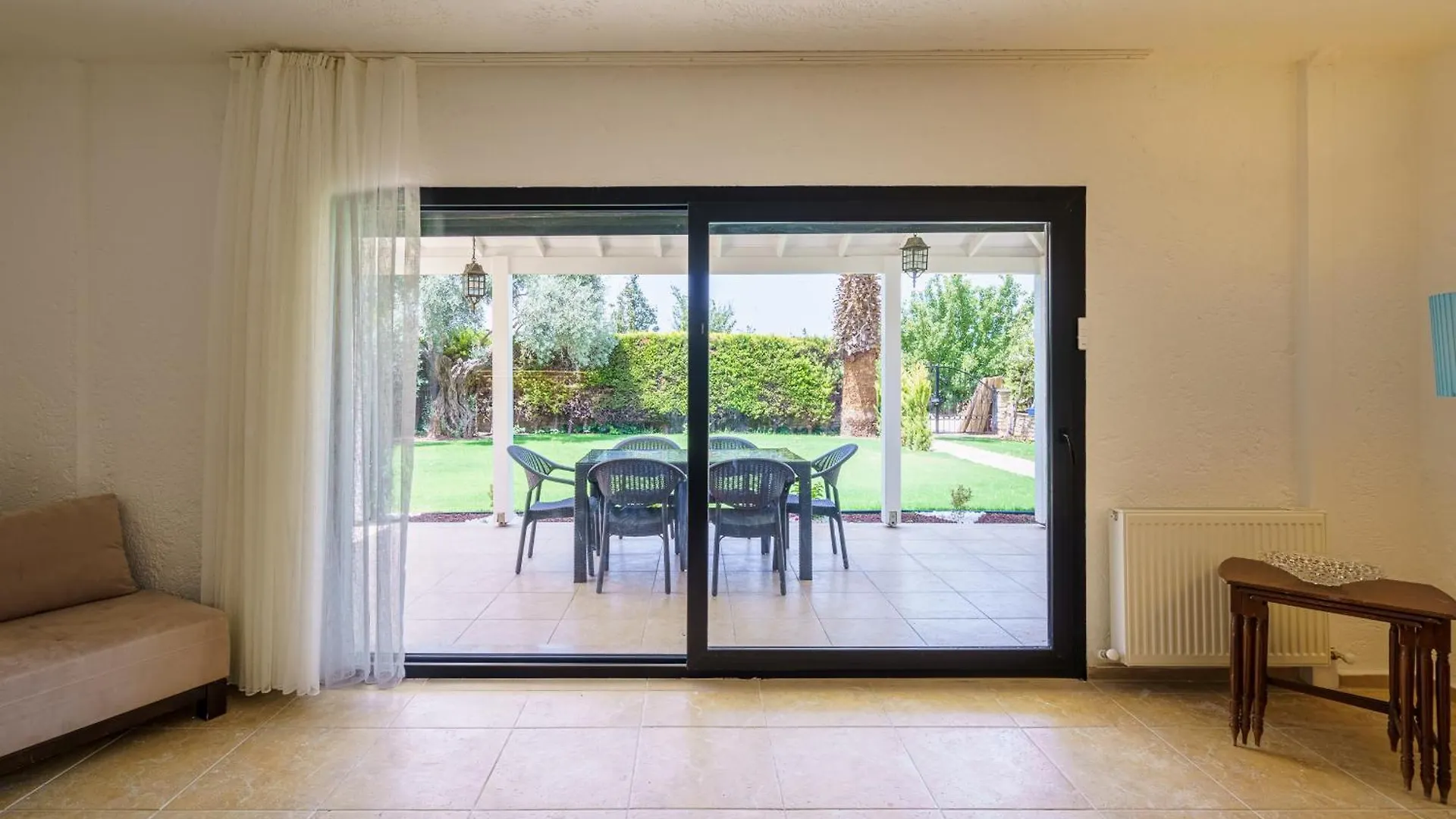 Stone Villa Near Long Beach & Kusadasi Shopping Mall